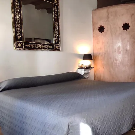 Отель La Boheme 2*