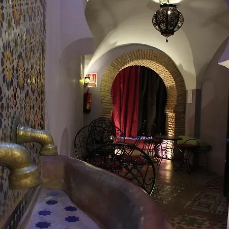 Hotel La Boheme 2*