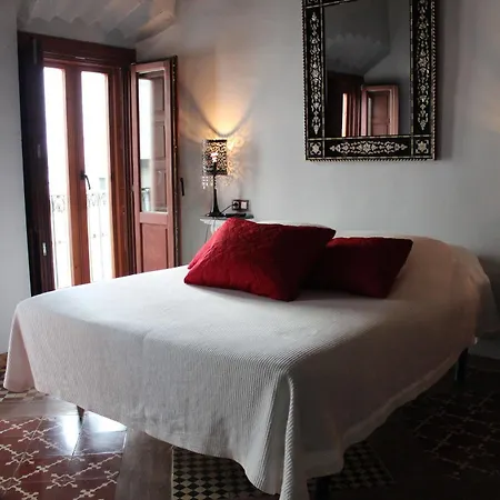 La Boheme Hotel 2*