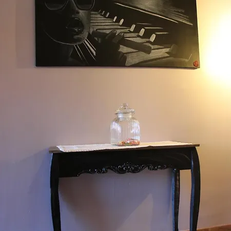 Отель La Boheme 2*