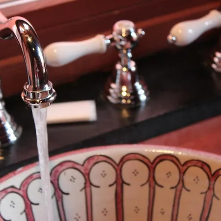 Отель La Boheme 2*