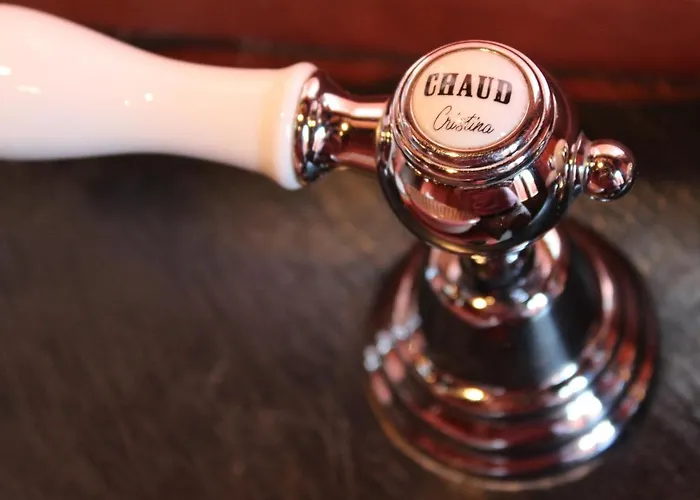 ホテル La Boheme Caces