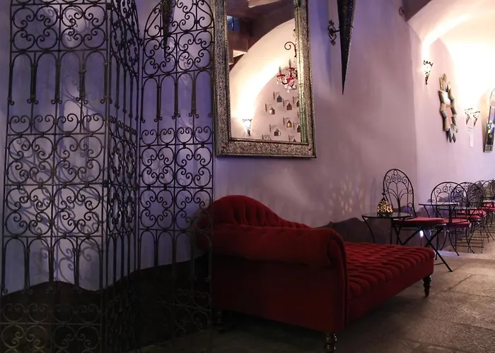 Hotel La Boheme Caces